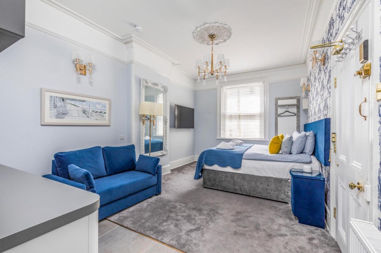 Deluxe Studios With Spa Included Portsmouth Exterior foto